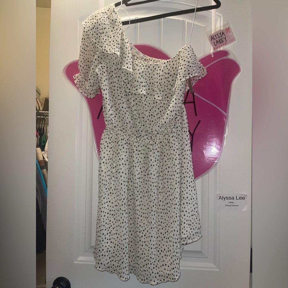 One shoulder polka dot dress